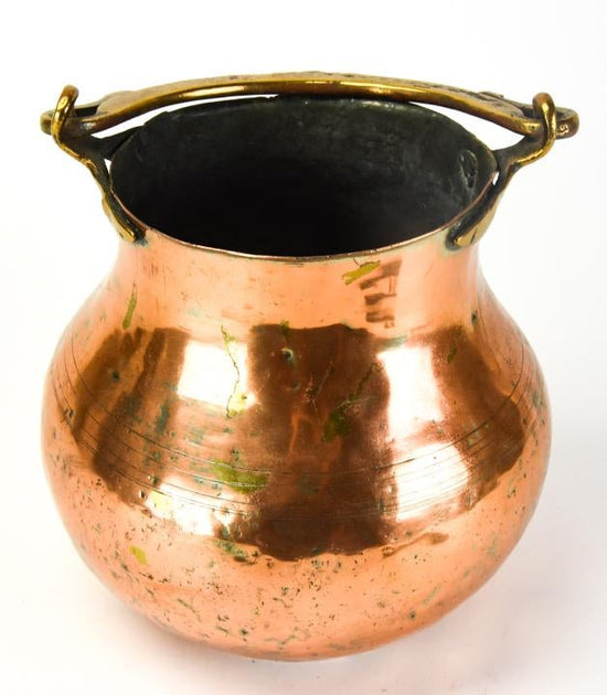 http://amanobrooklyn.com/cdn/shop/products/AntiqueLargeTurkishCopperPotwBrassHandle-5-LA-Nov-2020_1200x630.jpg?v=1607346248