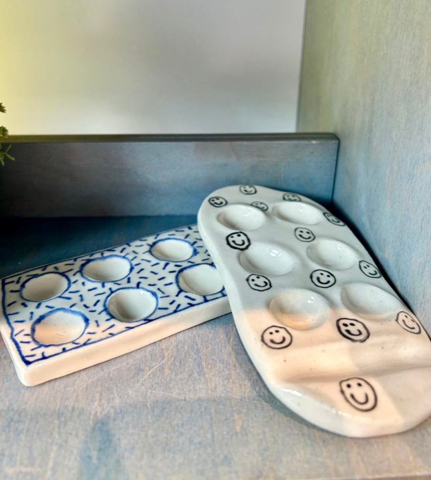 Speckled Paint Pallet