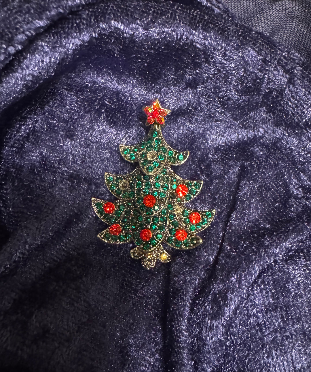 Vintage Christmas Pins