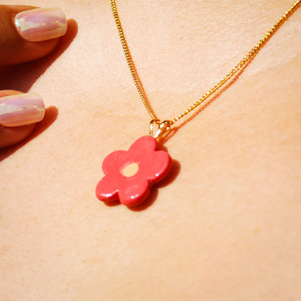 Super Puffy Cloud Flower Necklace