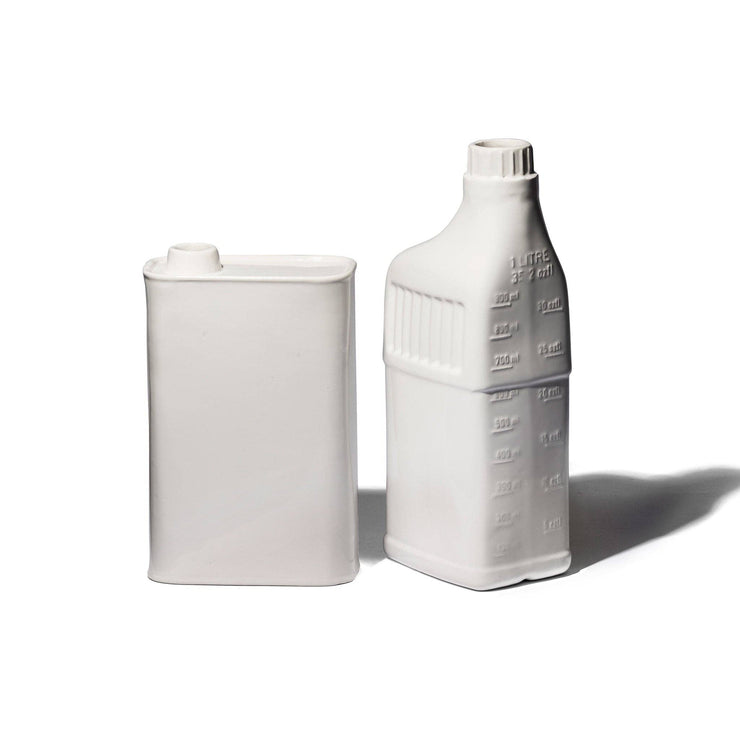 OIL CAN SHAPED FLOWER VASE: Default Product
