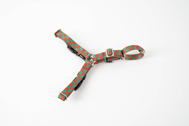 The Fritz Dog Harness | Adjustable, No-Pull & Reversible: Red Green / Medium