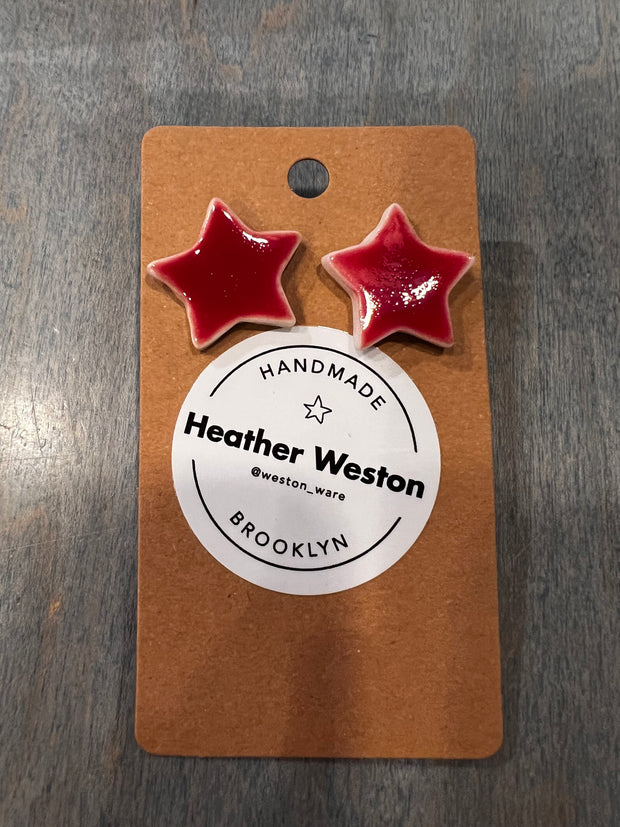 Red star ceramic earrings