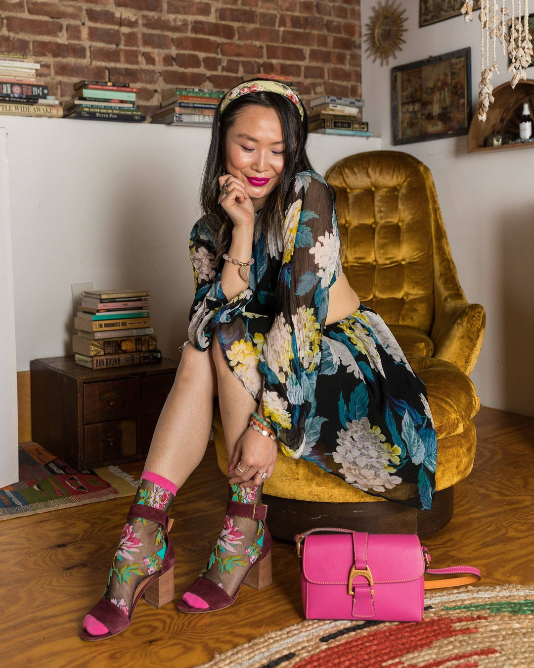 English Rose Black Sheer Crew Sock