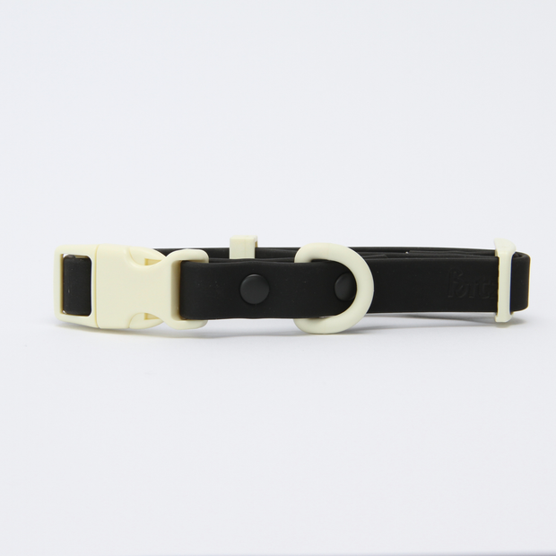 The Fritz Dog Collar | Black Tie White Sand - Bridal : Medium