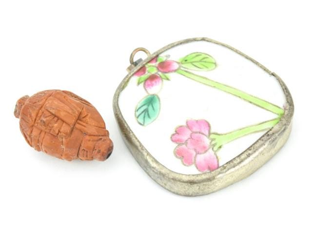 Antique Chinese Famille Pendant & Buddha